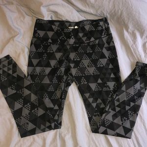 OLD NAVY activewear leggings